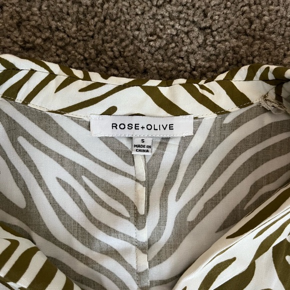 Zebra printed button down - Picture 2 of 2